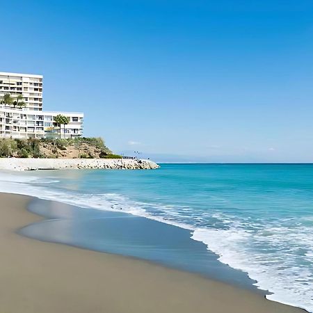 Beautiful Sea Views Apartment Pool & Beach 托雷莫利诺斯 外观 照片