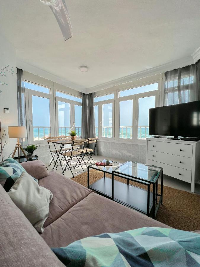 Beautiful Sea Views Apartment Pool & Beach 托雷莫利诺斯 外观 照片