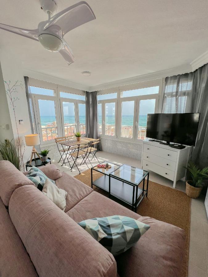 Beautiful Sea Views Apartment Pool & Beach 托雷莫利诺斯 外观 照片